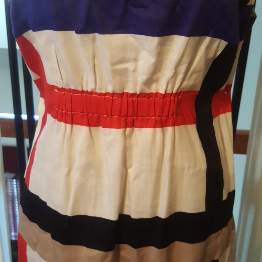 Dress - Picture 2 of 4